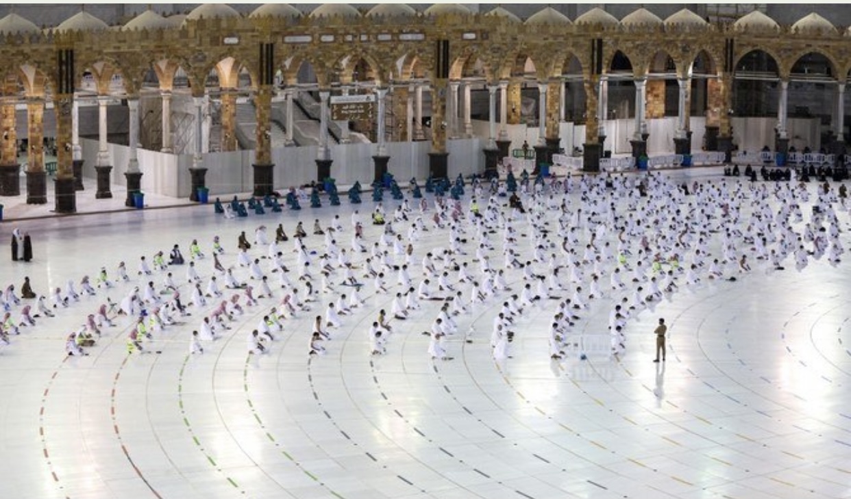 Arab Saudi Izinkan Umrah di bulan Ramadhan. Ini Syaratnya!