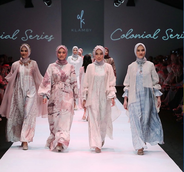 Koleksi Gaya Busana Muslim di Jakarta Fashion Week 2020